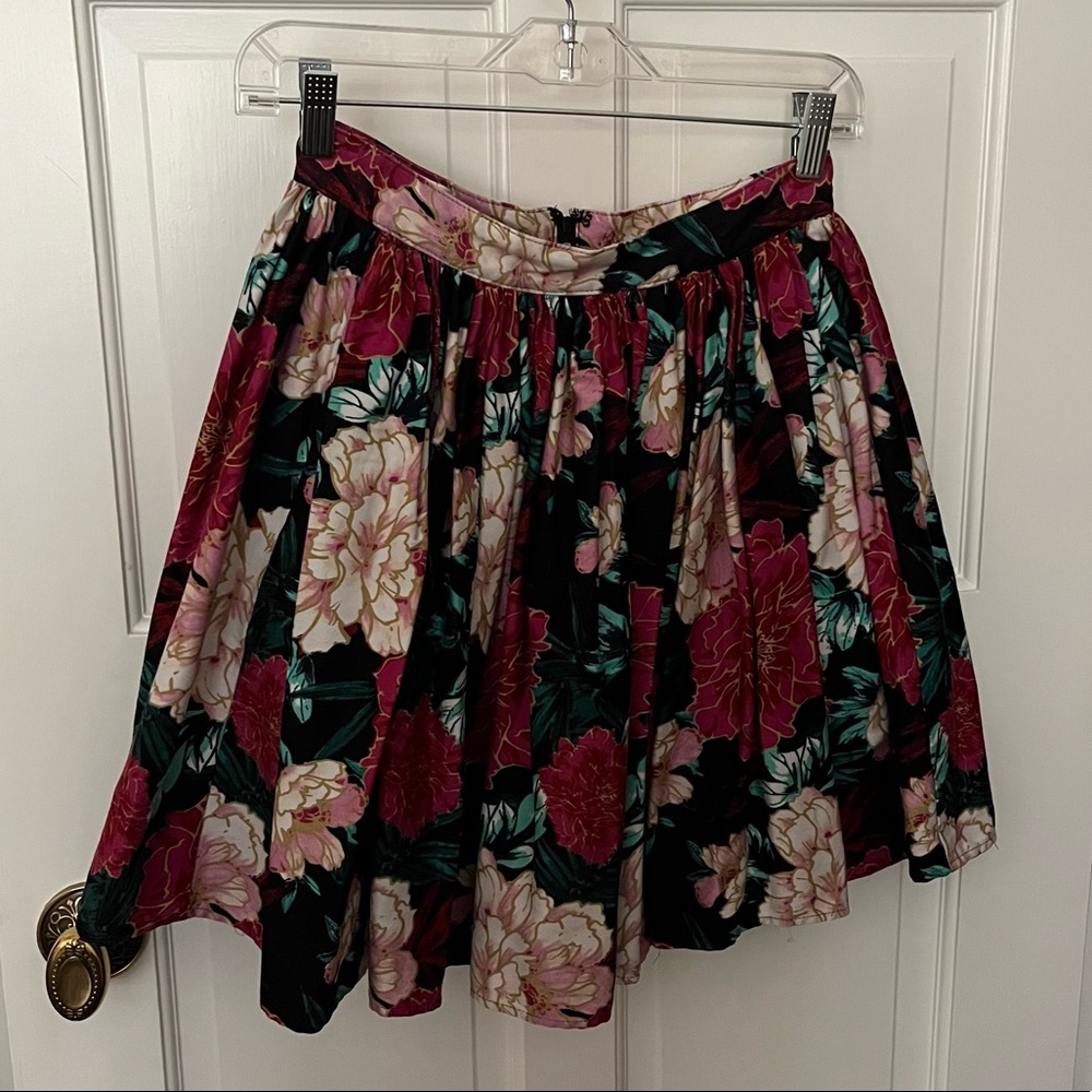 Unique Vintage floral skirt